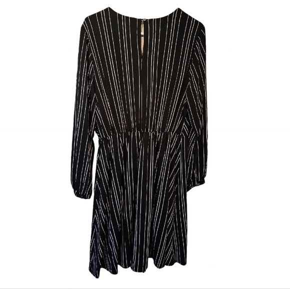 Lane Bryant Black White Striped Deep V-Neck Dress Size 14 - Picture 2 of 5